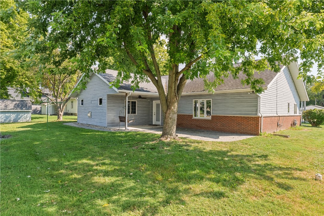 104 N Webster Street Property Photo 31