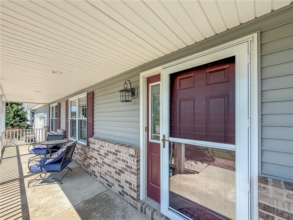 2309 Lakeview Drive Property Photo 4