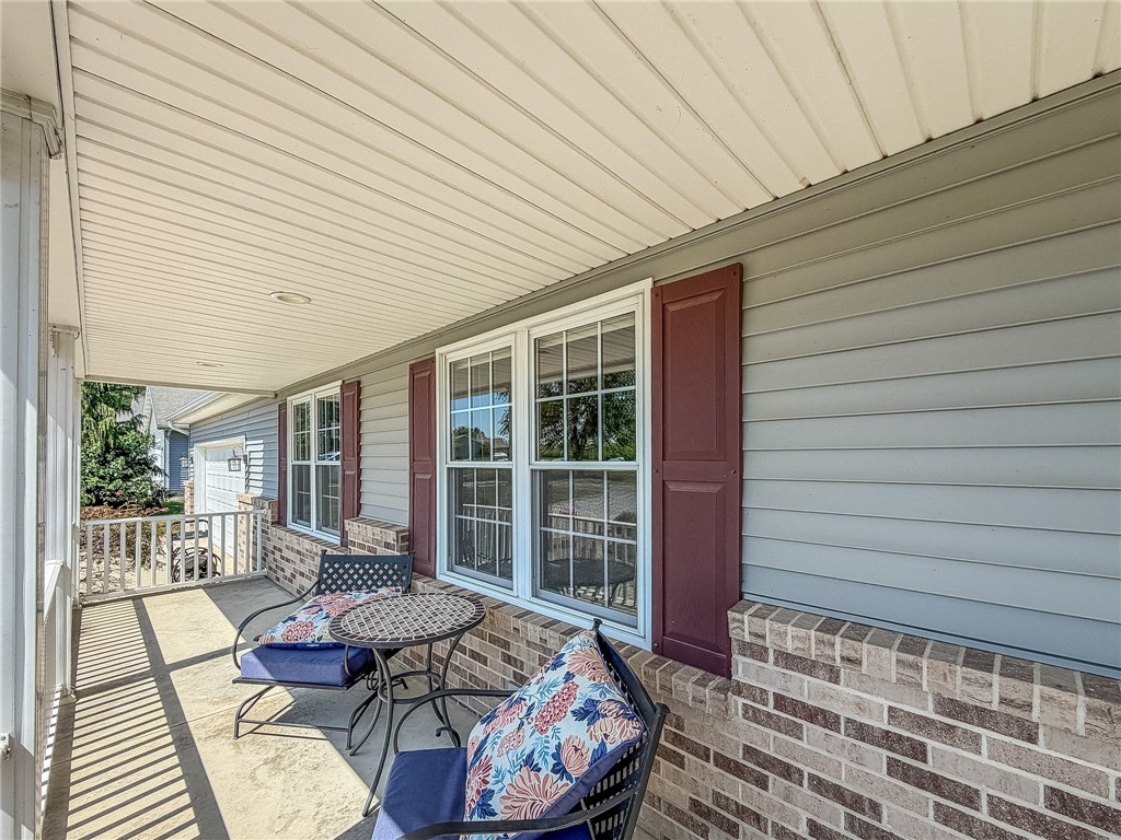 2309 Lakeview Drive Property Photo 5