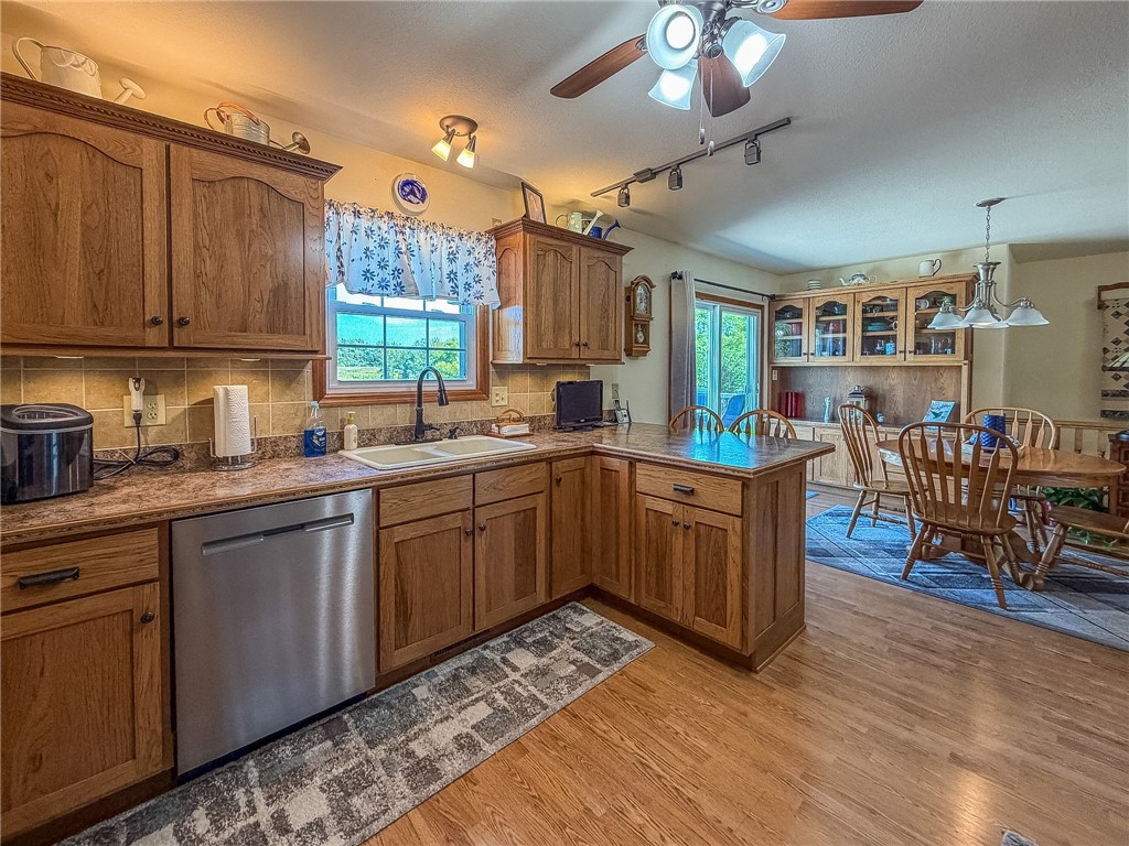 2309 Lakeview Drive Property Photo 14