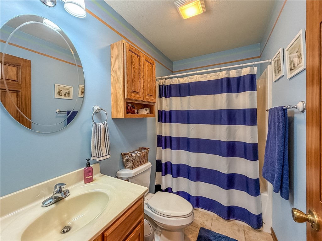 2309 Lakeview Drive Property Photo 24
