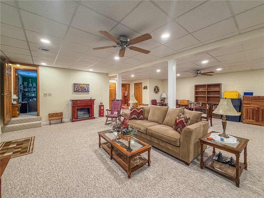 2309 Lakeview Drive Property Photo 29