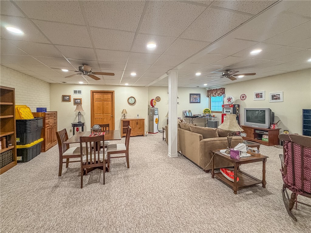2309 Lakeview Drive Property Photo 31