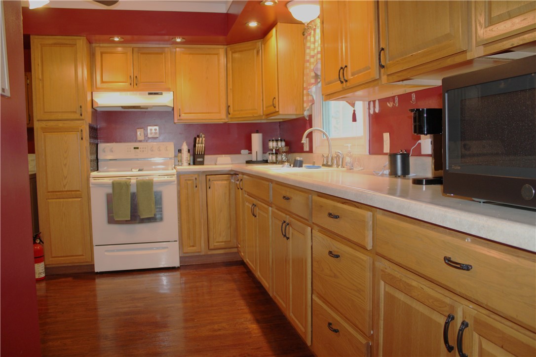 1024 E Northland Drive Property Photo 7