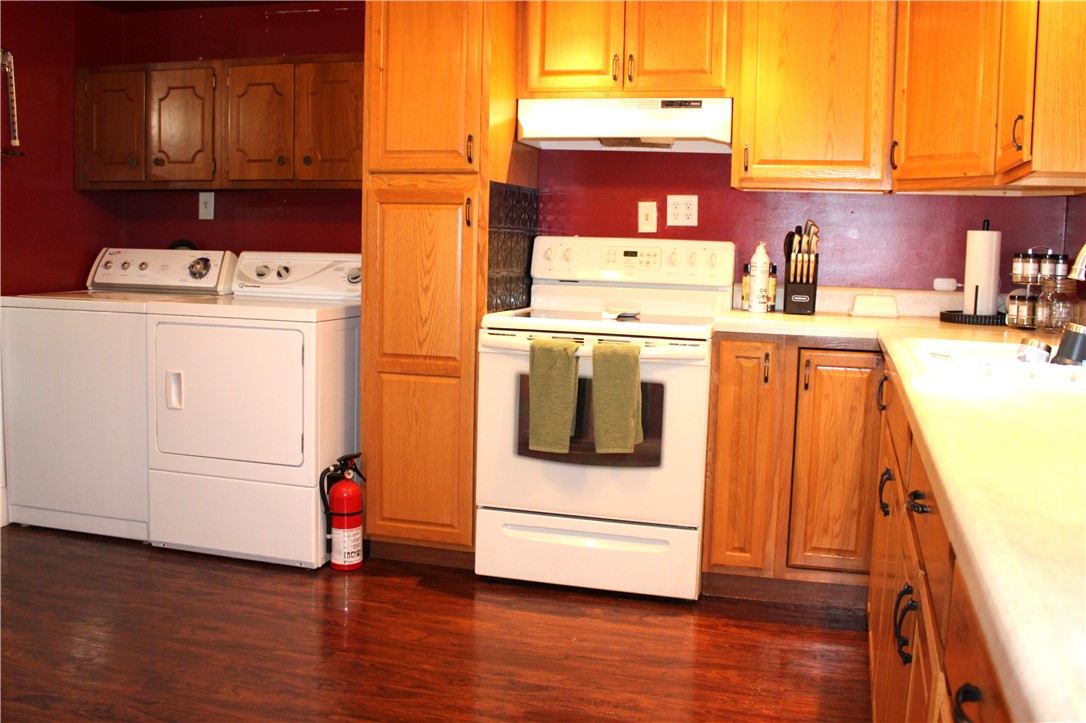 1024 E Northland Drive Property Photo 8