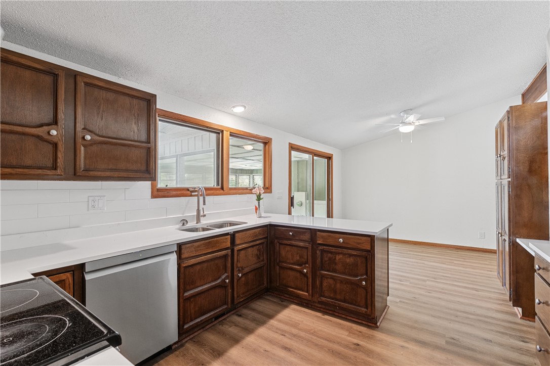 1423 Golf Terrace Property Photo 22