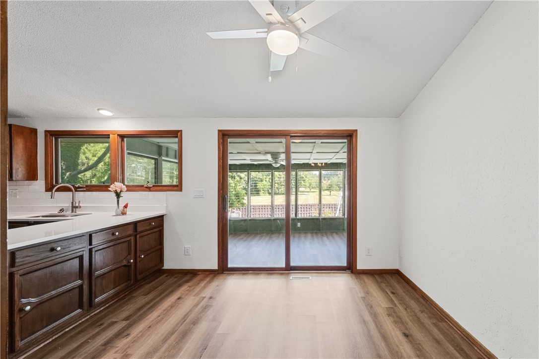 1423 Golf Terrace Property Photo 24