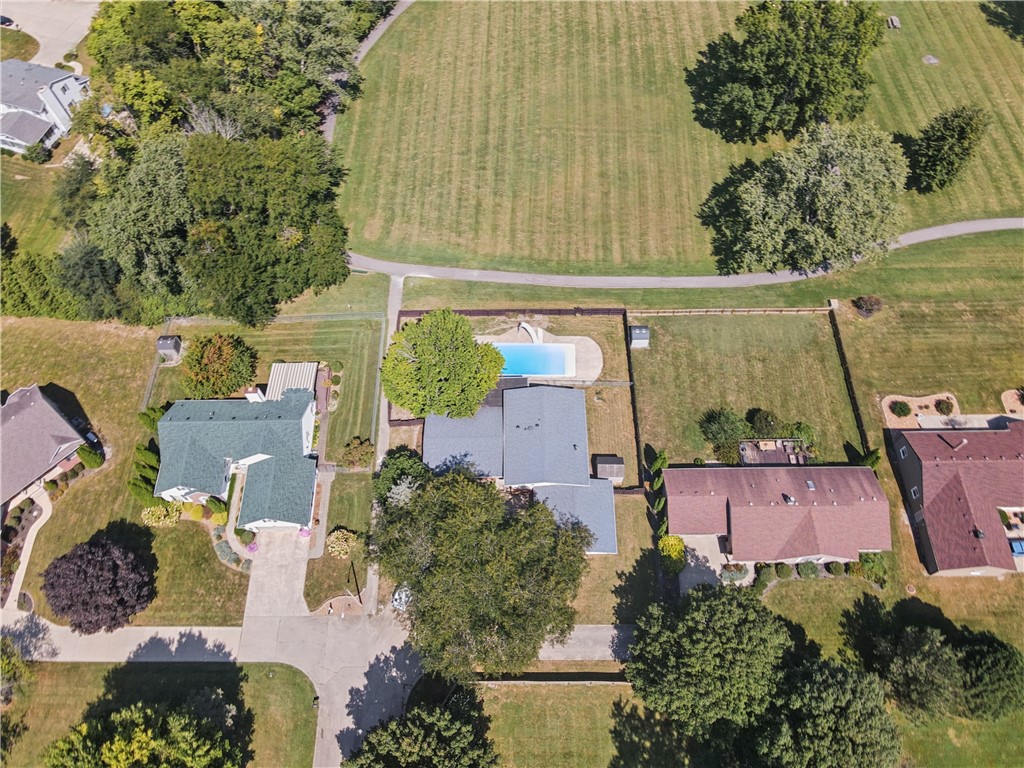 1423 Golf Terrace Property Photo 47