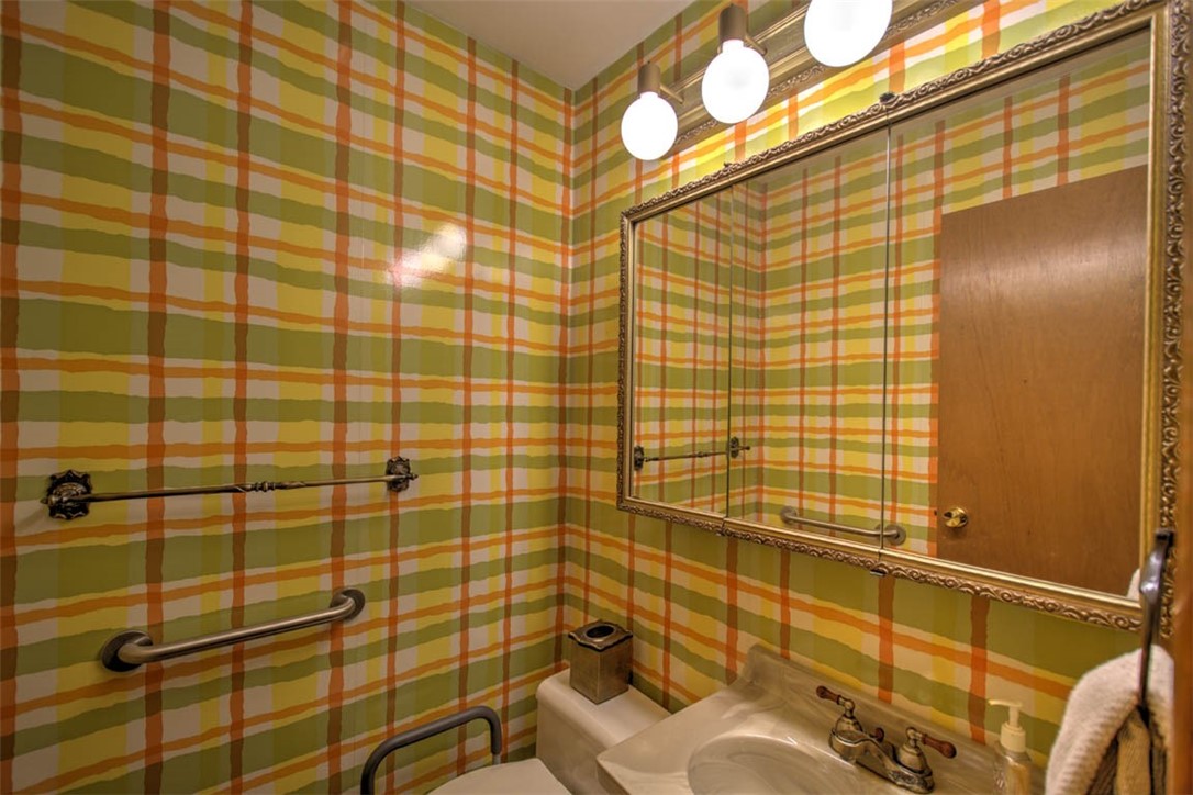 2343 Hawthorne Drive Property Photo 23