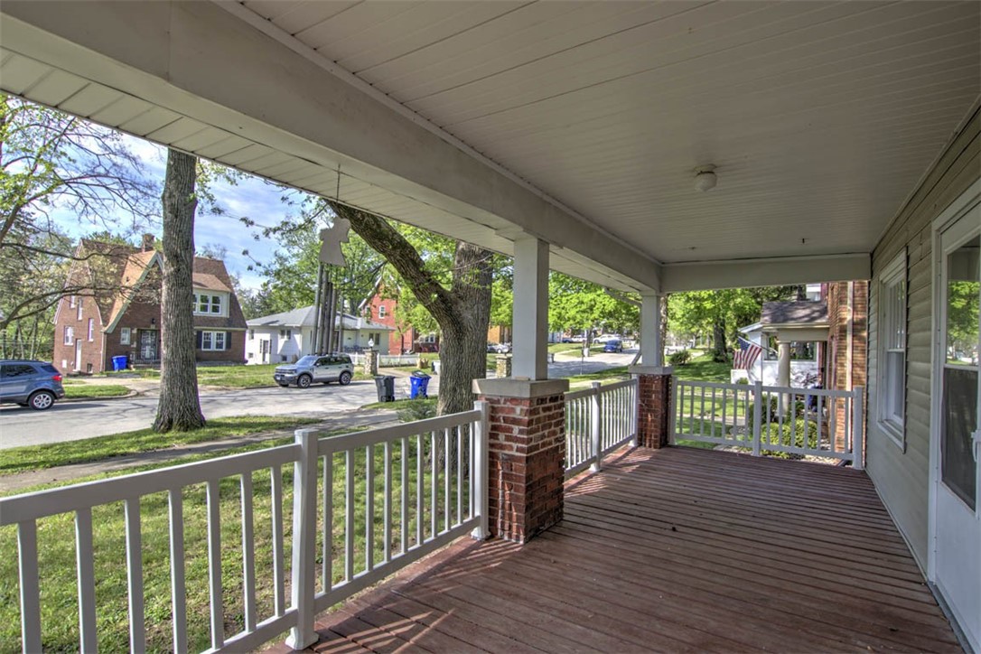 1336 W Riverview Avenue Property Photo 18