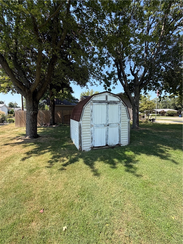 803 Beech Street Property Photo 5