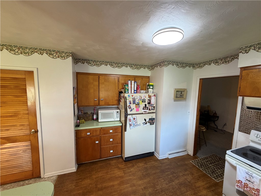 803 Beech Street Property Photo 13