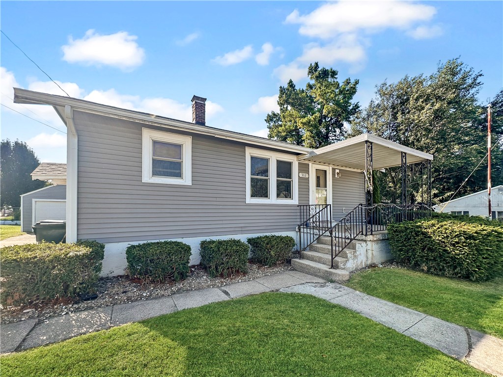 302 16th Street Property Photo 2