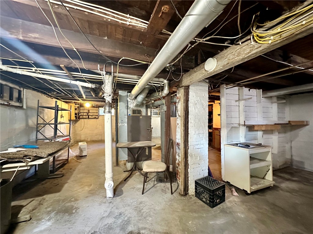 302 16th Street Property Photo 12