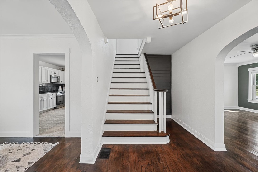 8 Montgomery Place Property Photo 22