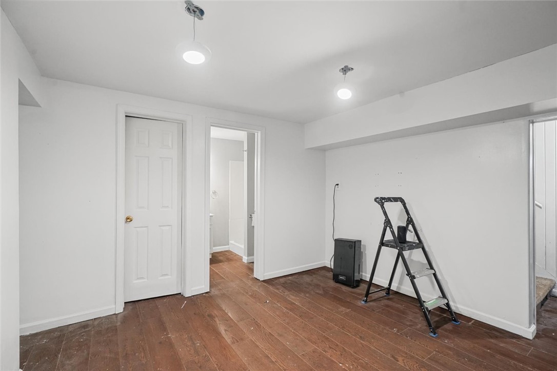 8 Montgomery Place Property Photo 38