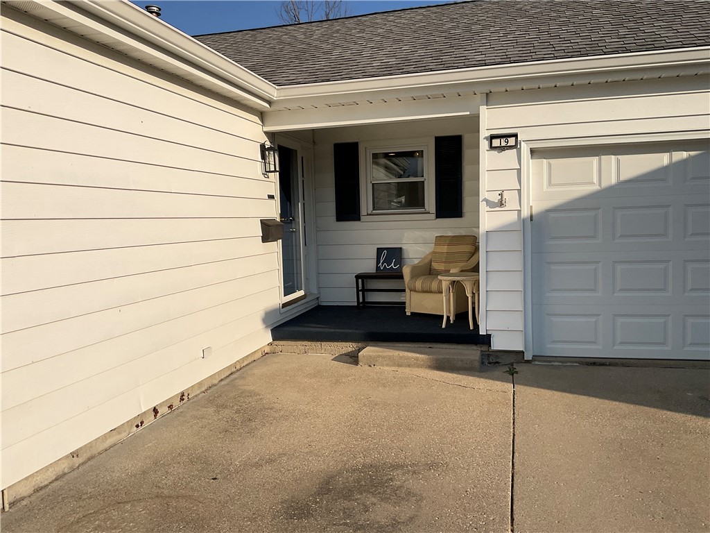19 Ridge Drive Property Photo 2