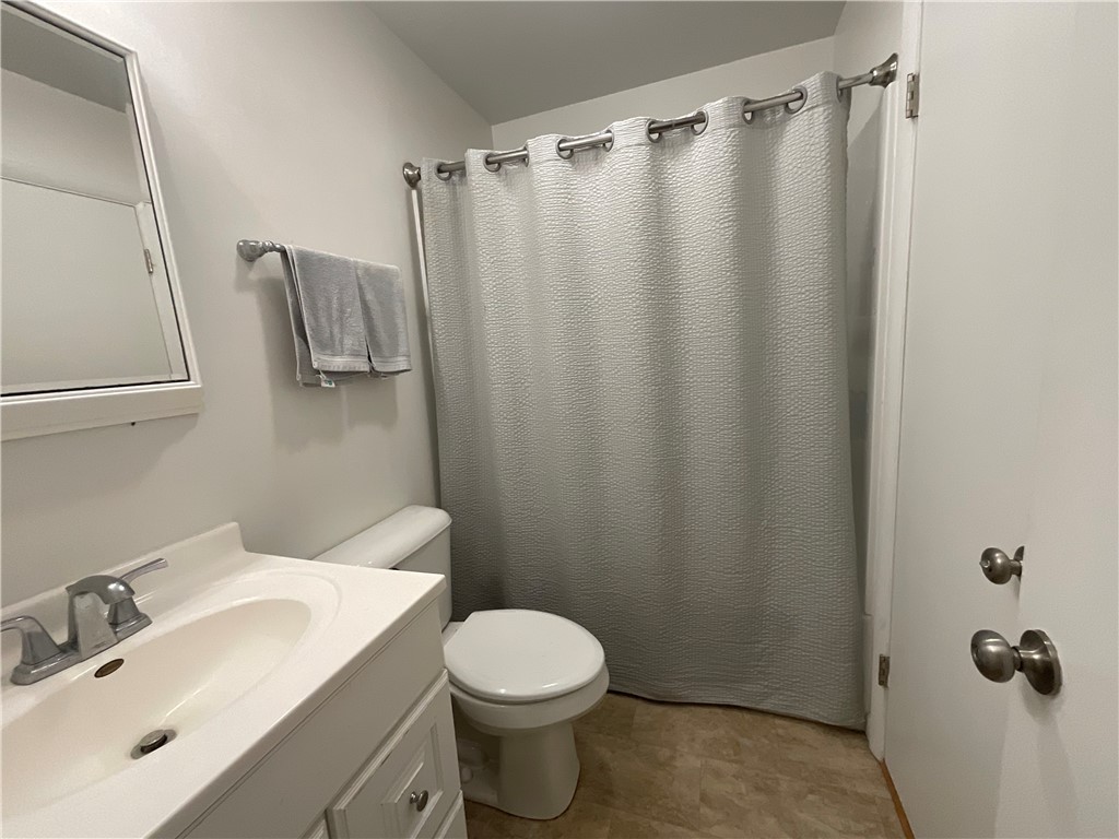 19 Ridge Drive Property Photo 11