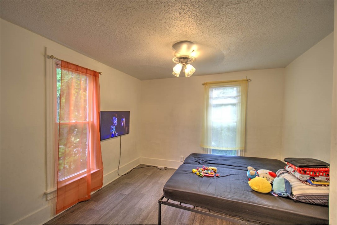 949 W Decatur Street Property Photo 6