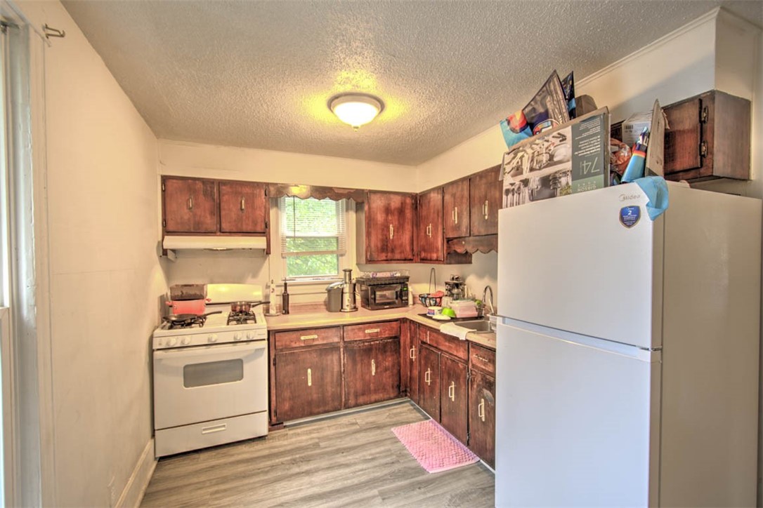 949 W Decatur Street Property Photo 8
