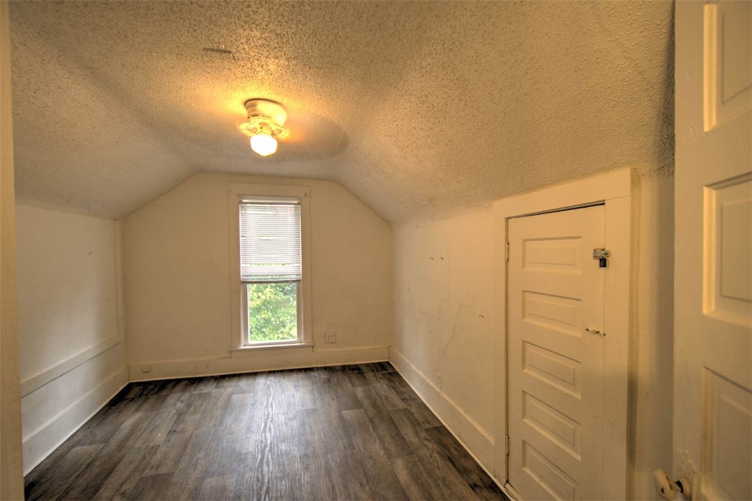 949 W Decatur Street Property Photo 15