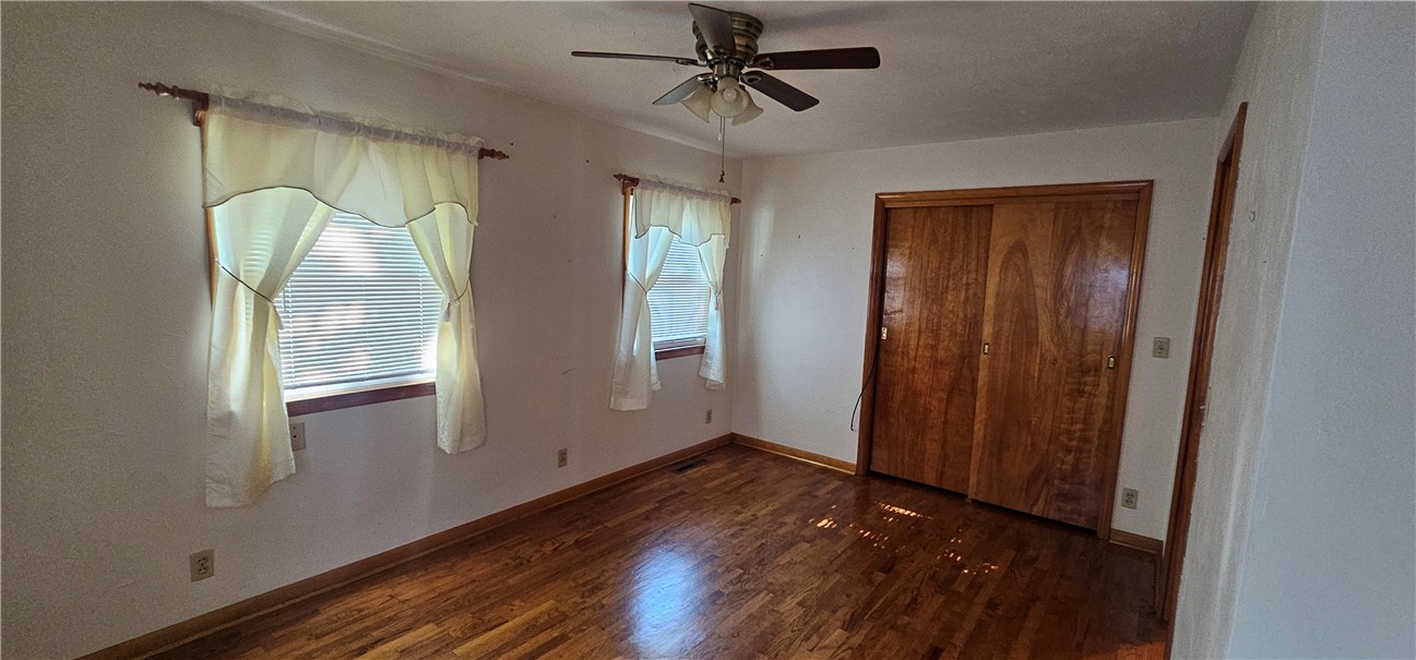 300 S Columbia Street Property Photo 15
