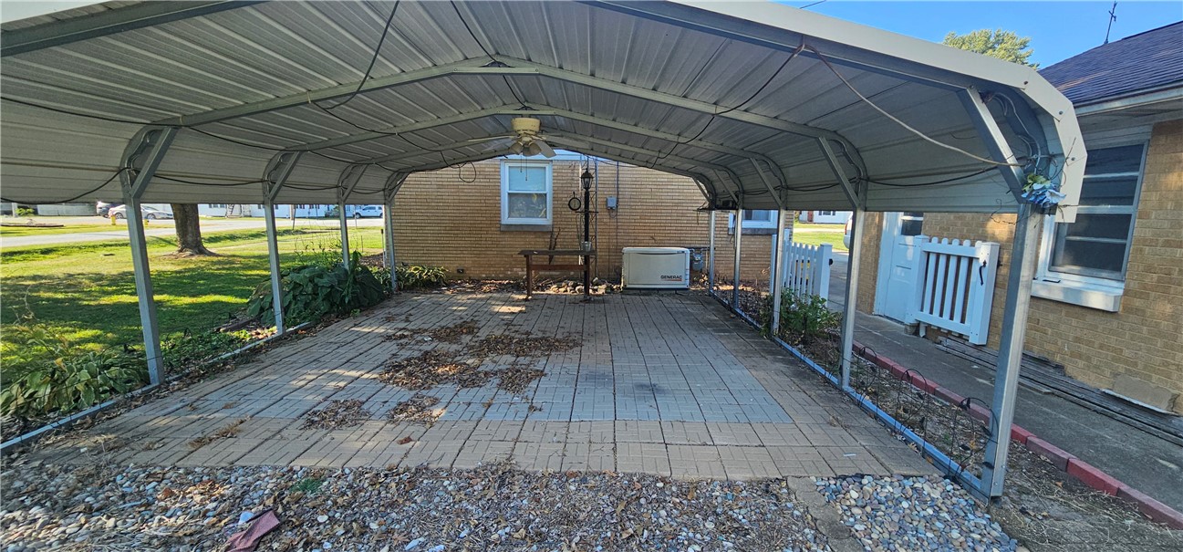 300 S Columbia Street Property Photo 29