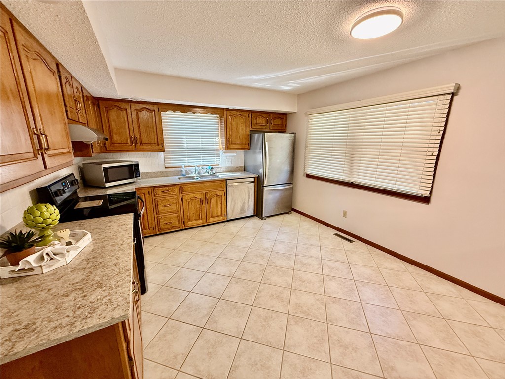 1520 Highland Place Property Photo 6