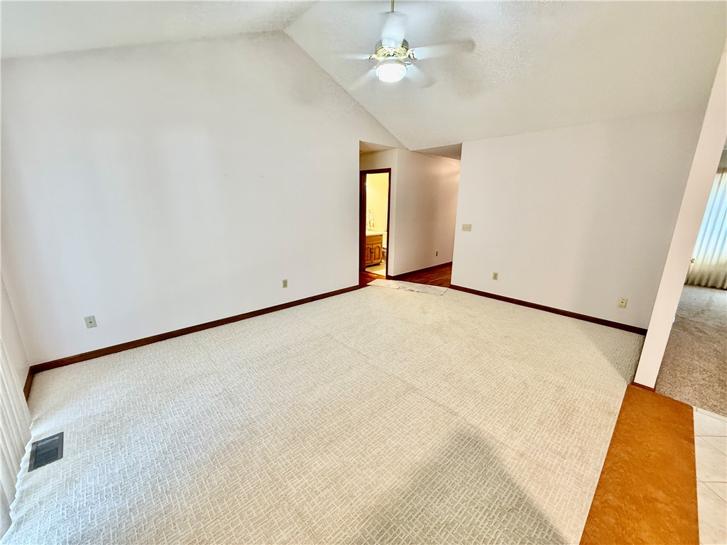 1520 Highland Place Property Photo 9