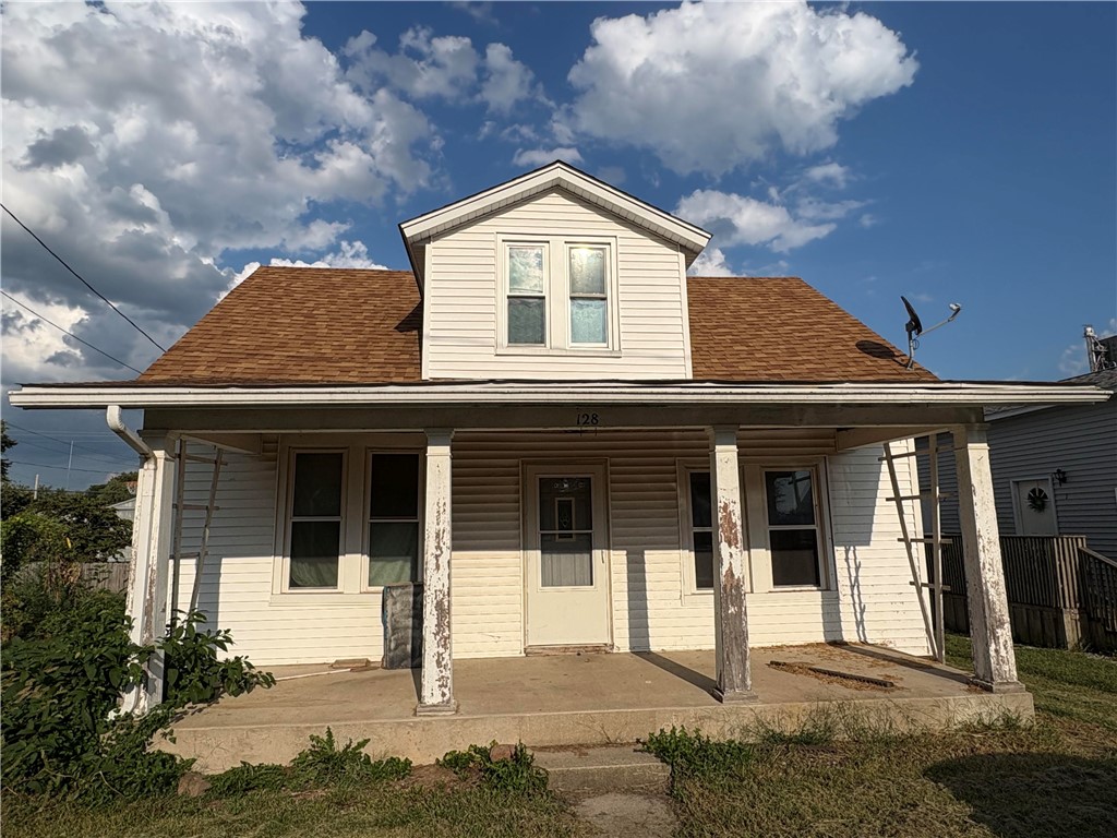 128 N Walnut Street Property Photo 1
