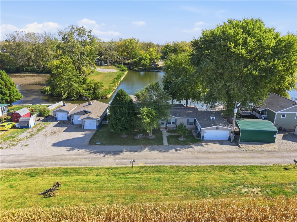 180 Clear Creek Drive Property Photo 6