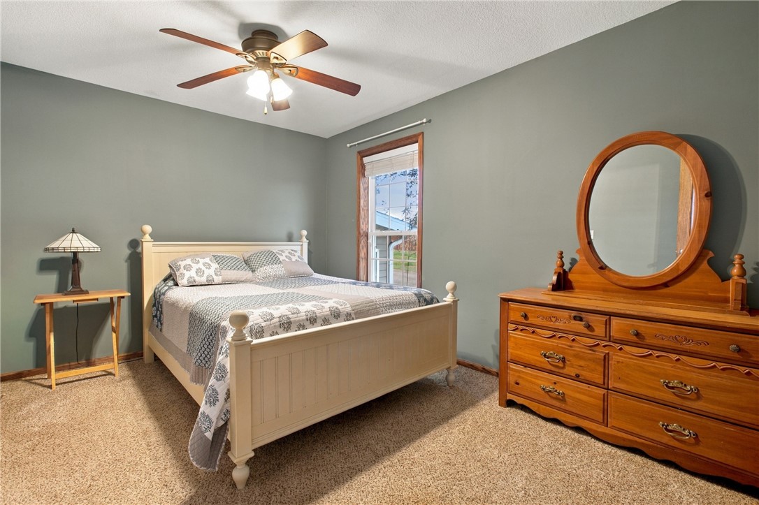 180 Clear Creek Drive Property Photo 11