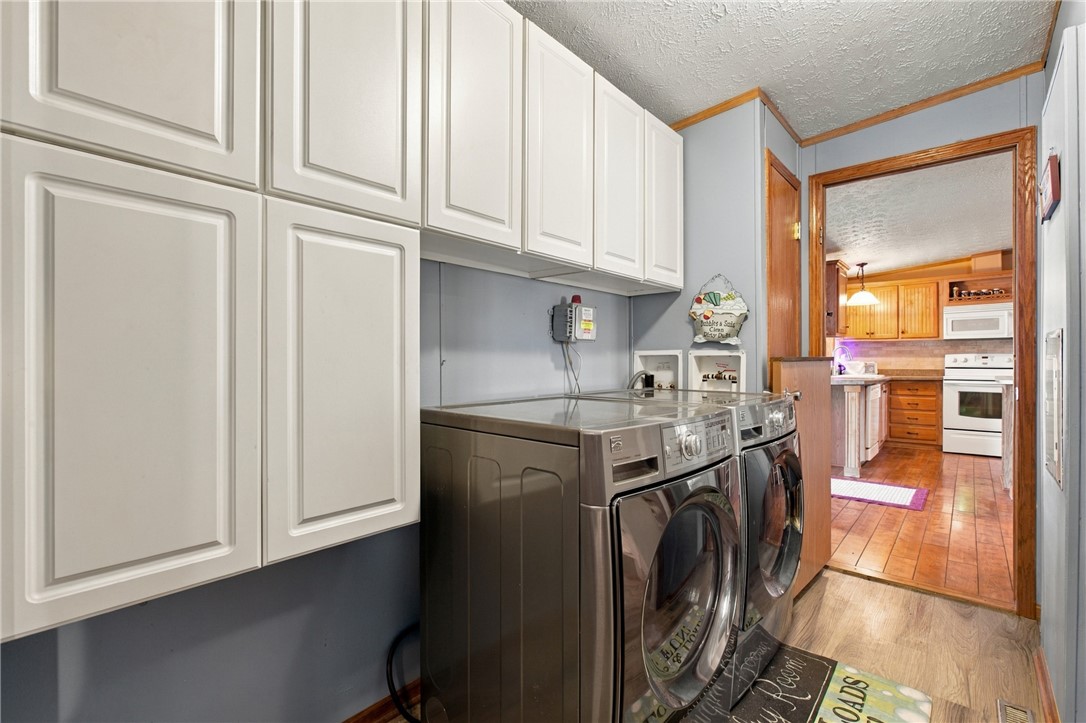 180 Clear Creek Drive Property Photo 18