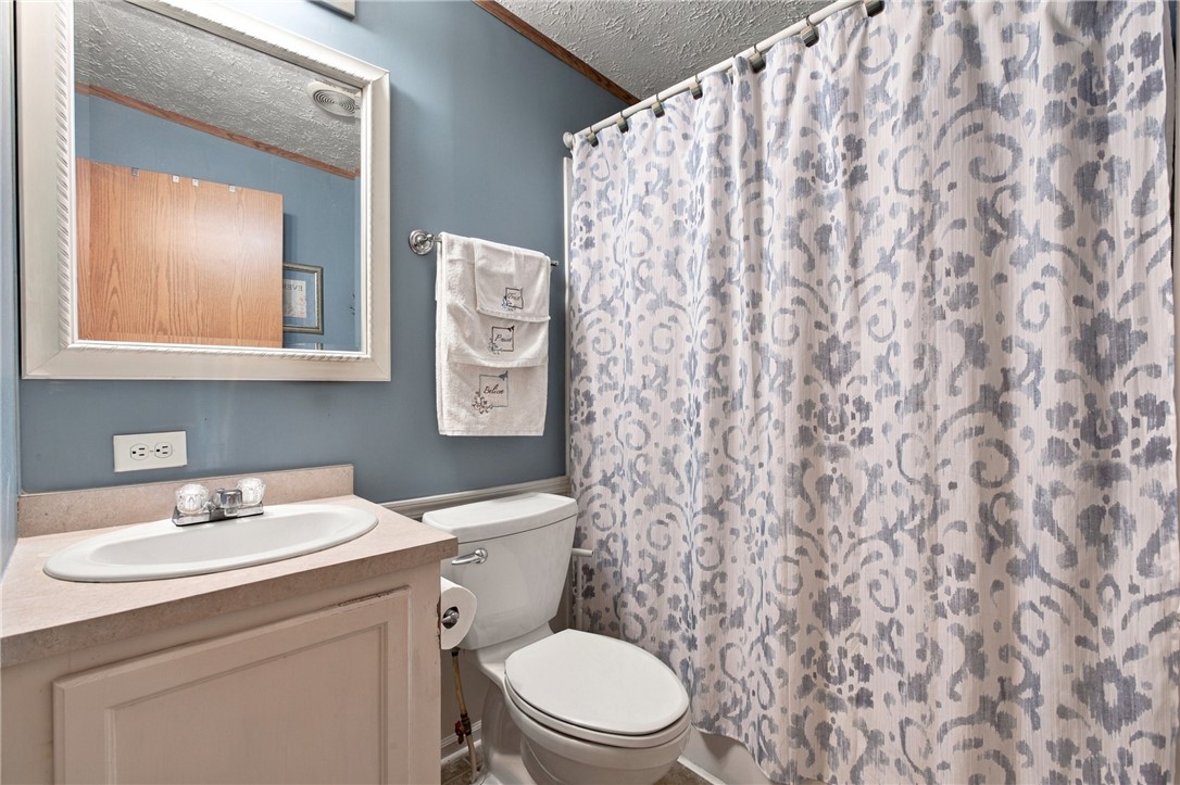 180 Clear Creek Drive Property Photo 24