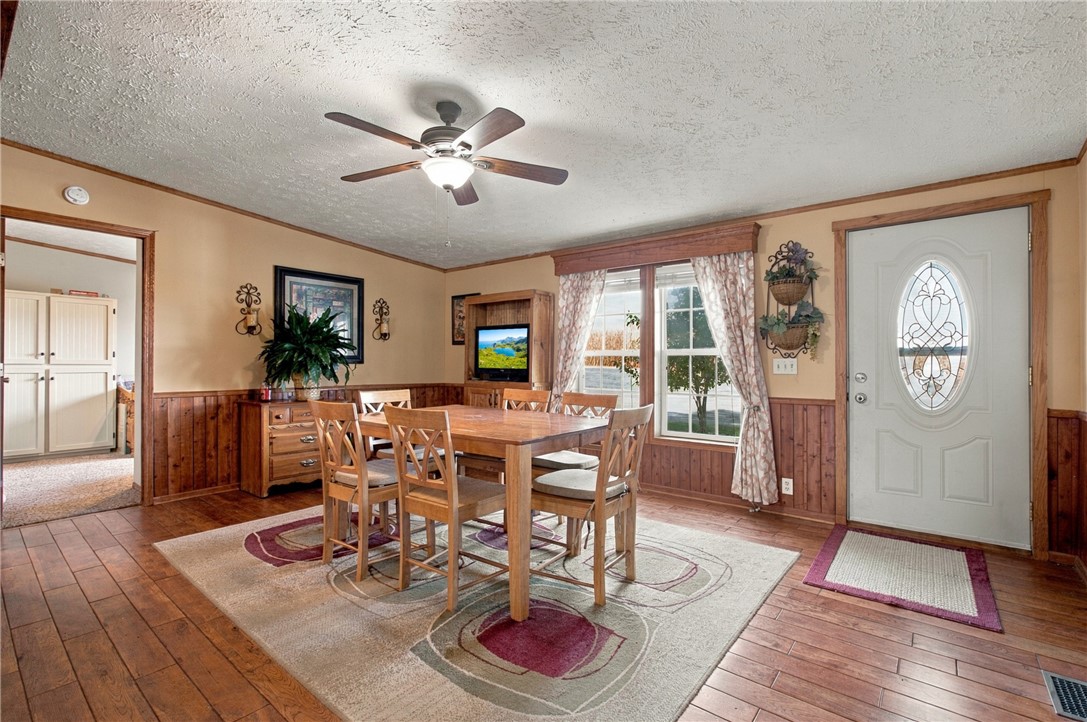 180 Clear Creek Drive Property Photo 29