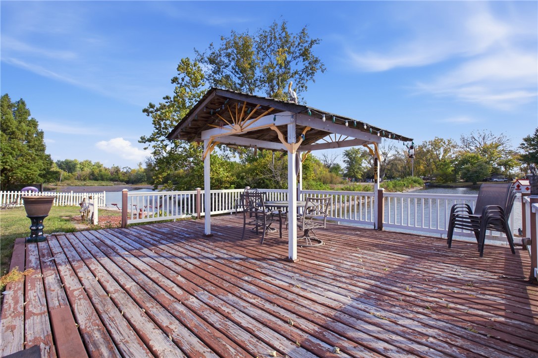 180 Clear Creek Drive Property Photo 39