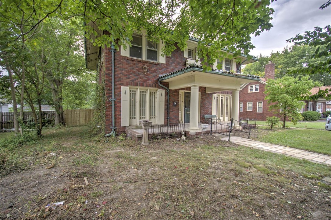 471 S Seigel Street Property Photo 6