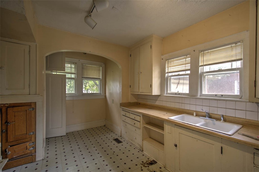 471 S Seigel Street Property Photo 12