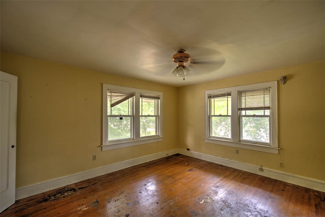 471 S Seigel Street Property Photo 15
