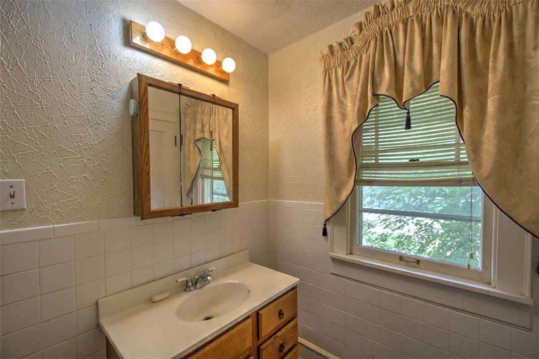 471 S Seigel Street Property Photo 17