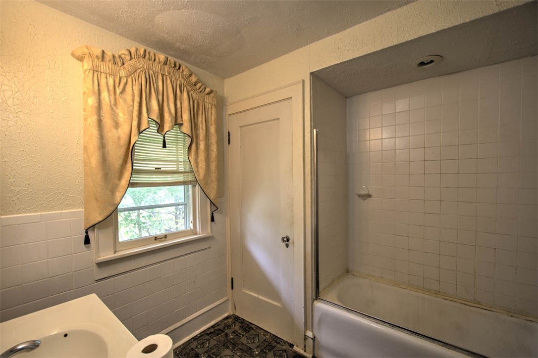 471 S Seigel Street Property Photo 18
