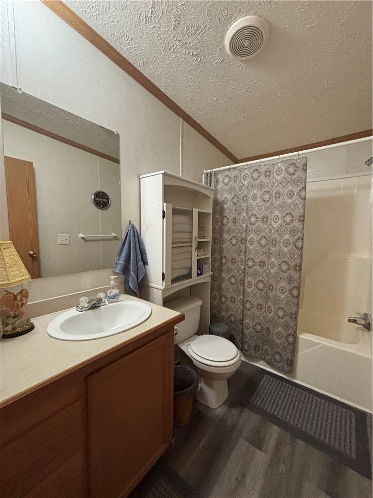 2121 E 1500 North Road Property Photo 20