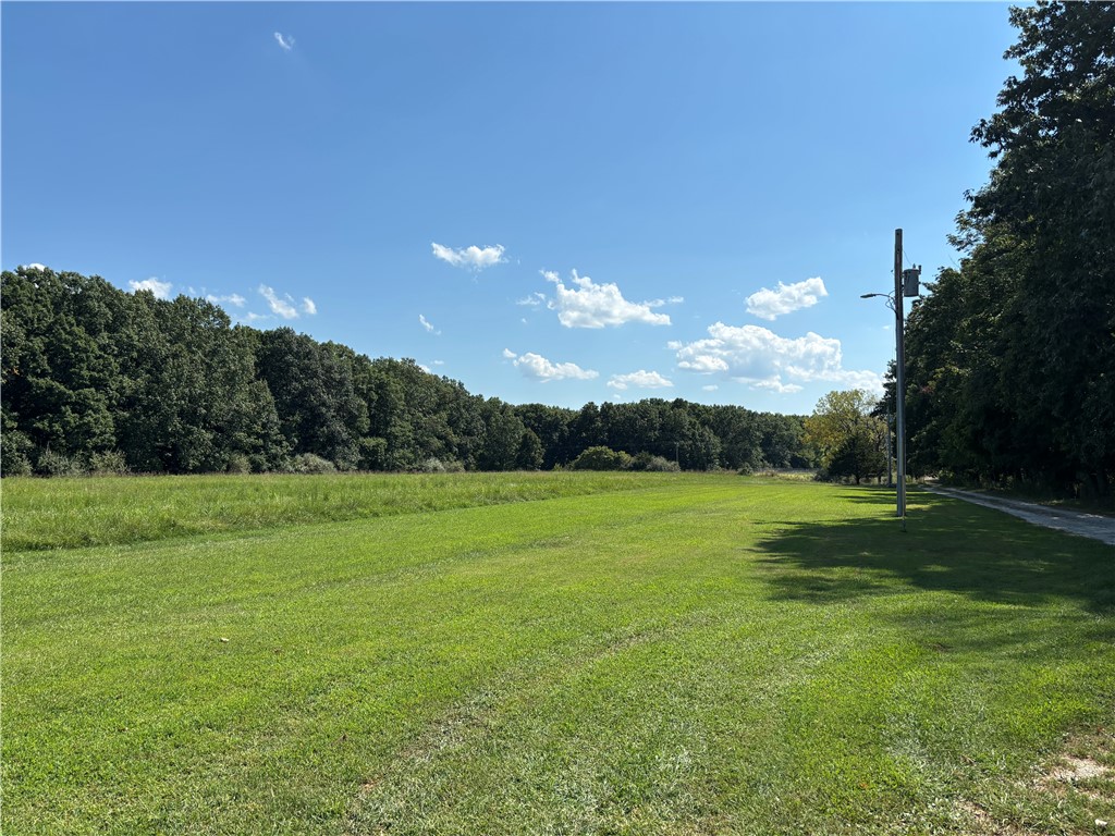 2121 E 1500 North Road Property Photo 25