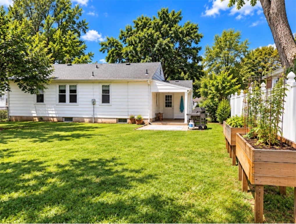 1823 W Riverview Avenue Property Photo 17