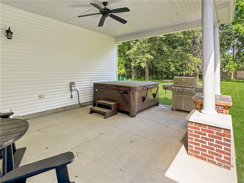 36 Queens Point Property Photo 21