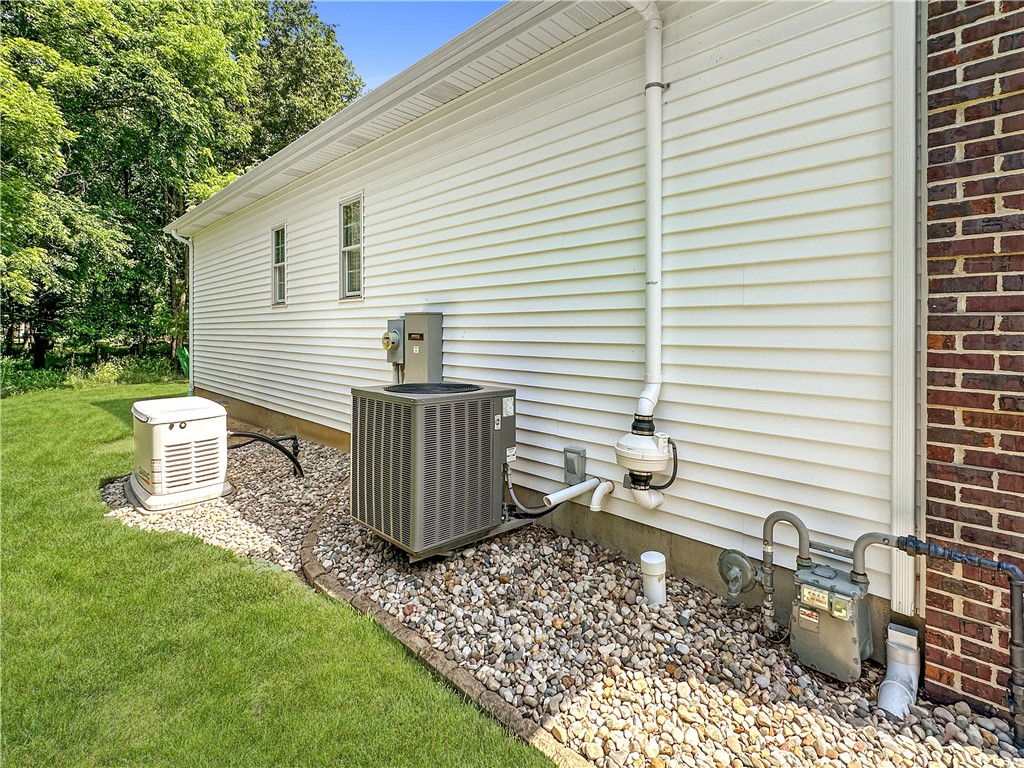36 Queens Point Property Photo 23