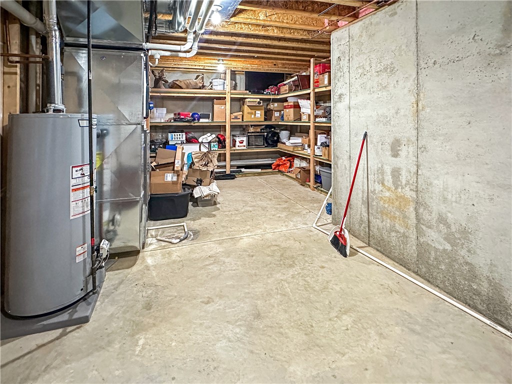 36 Queens Point Property Photo 27