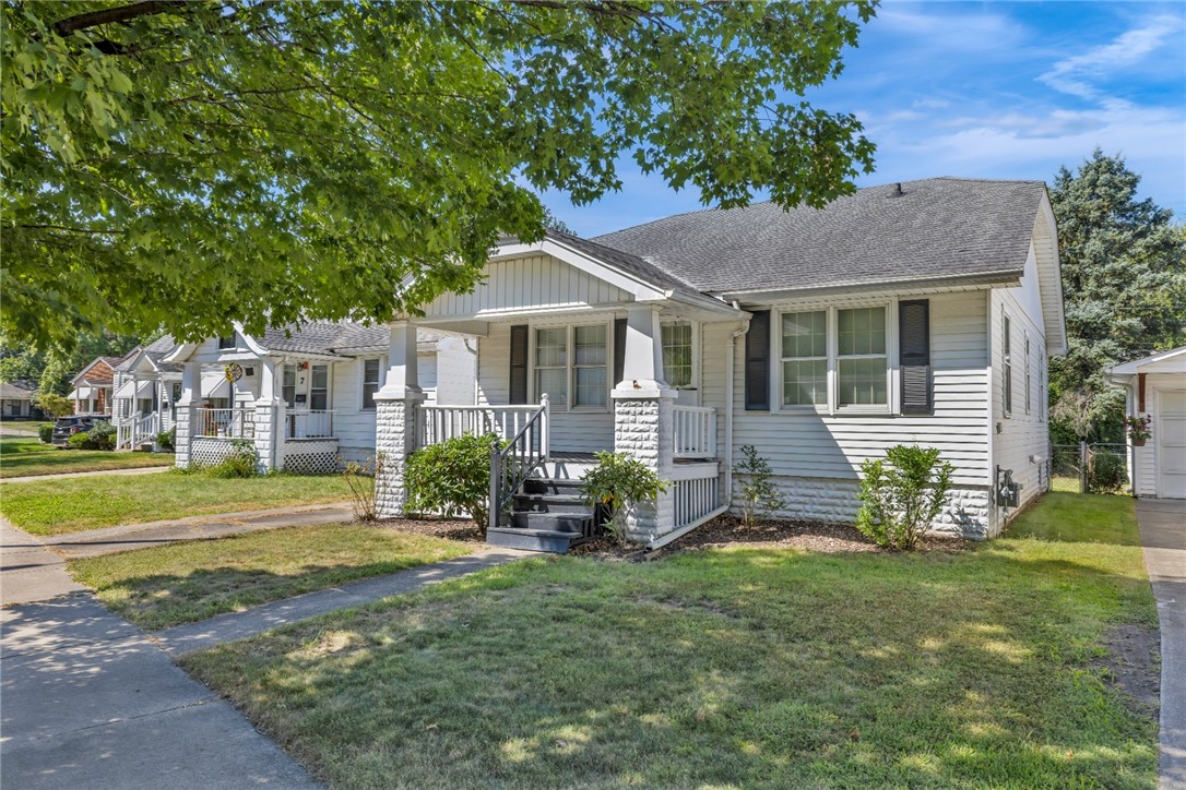 9 Central Drive Property Photo 1
