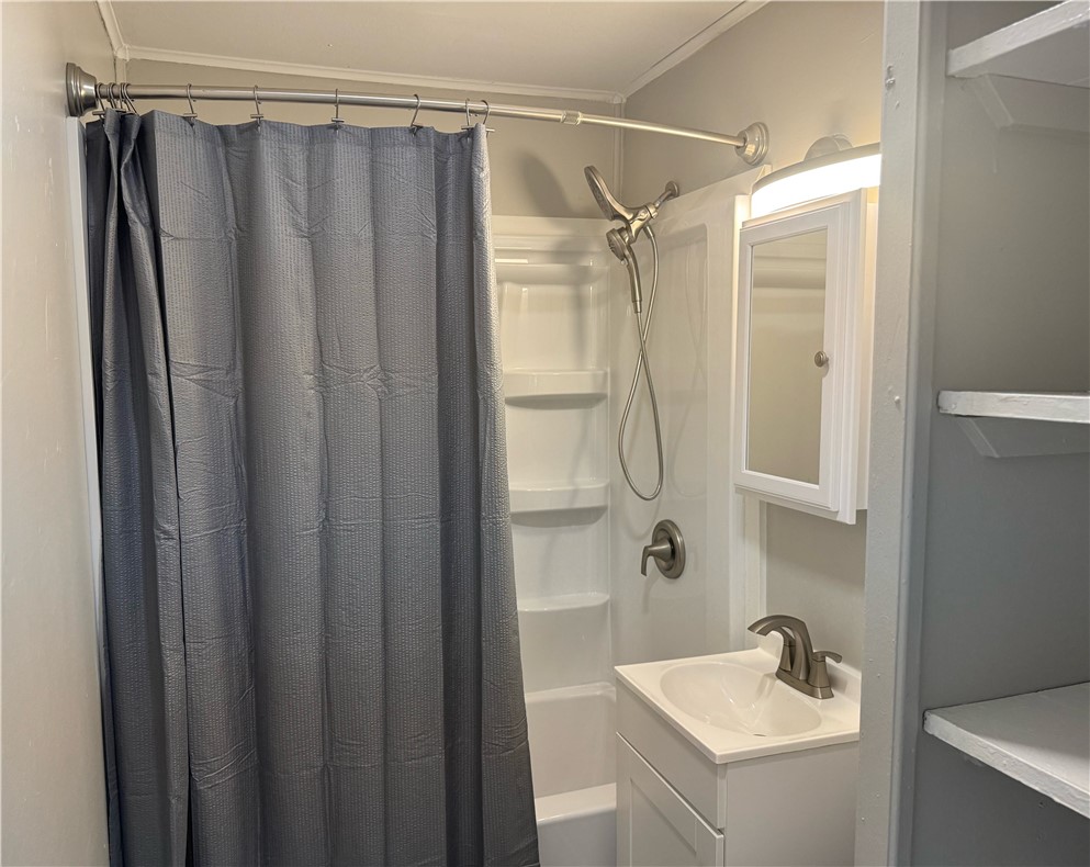 1041 Eastview Drive Property Photo 19