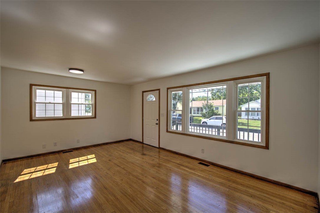 12 Crestview Drive Property Photo 9